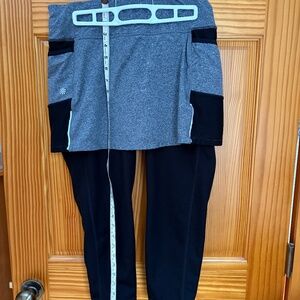 Athleta 2 in one skirted leggings